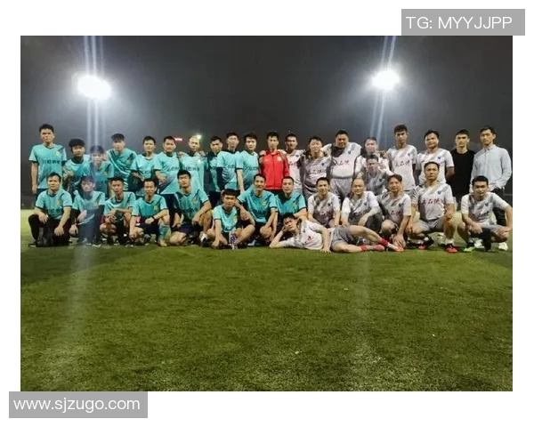 赛后分析：上海足球队与成都足球队的战术意识与表现对比探讨