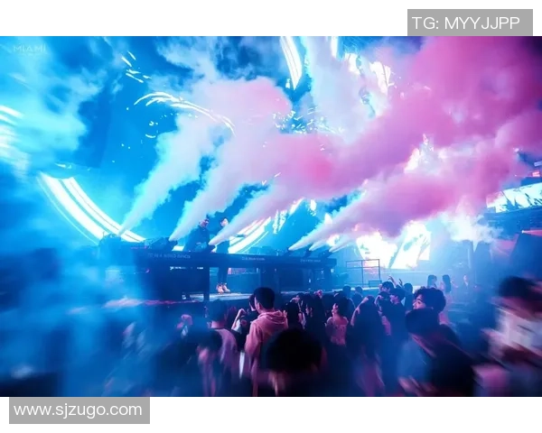 足球明星夜生活揭秘酒吧蹦迪狂欢背后的故事与电影精彩瞬间