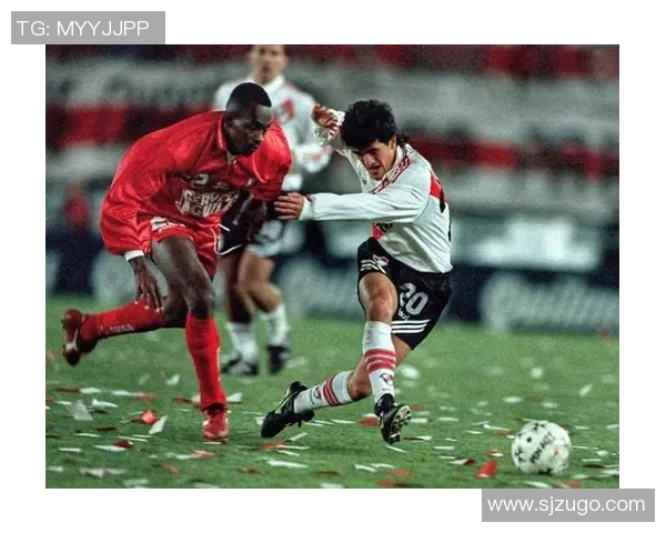 足球明星外号小毛驴的传奇故事与成长历程揭秘