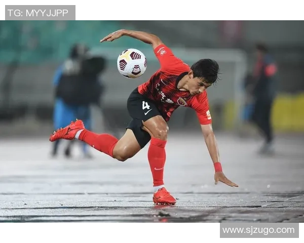 足球明星是否已踏足新疆这片热土引发球迷热议 足球明星是否已踏足新疆这片热土引发球迷热议