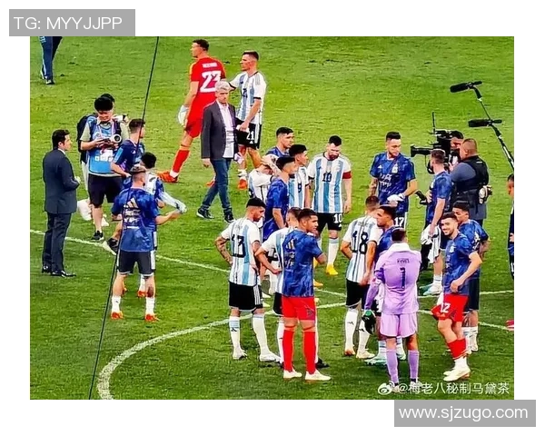 足球明星精彩瞬间集锦让你感受绿茵场上的激情与荣耀